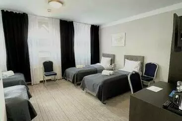 Aamiaismajoitus (B&B) Jachtowa Hotel I Restauracja