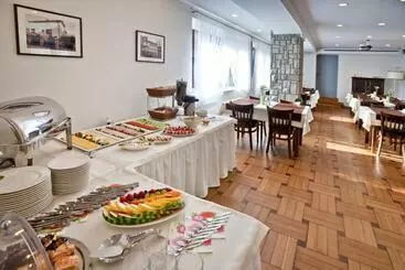 تختخواب و صبحانه Urocza Art Pensjonat