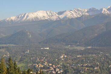 Bed and Breakfast Willa Kmicic