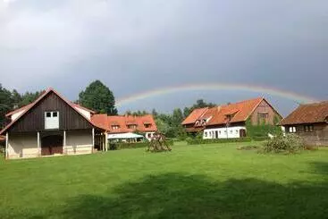 Aamiaismajoitus (B&B) Zajazd Tusinek Grzegorz Winiarek