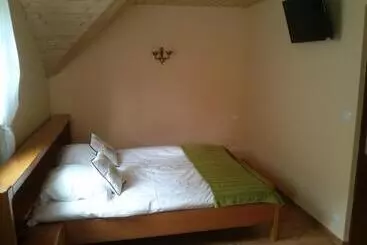 Aamiaismajoitus (B&B) Zbójna Debra
