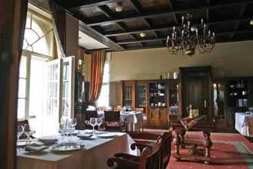 Aamiaismajoitus (B&B) Rezydencja Willa Park & Restauracja