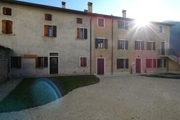 مبيت وإفطار Alloggio Turistico Corte Grisi