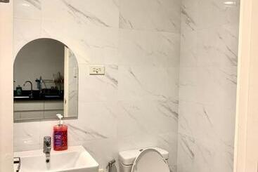 هتل آپارتمان Your Home Near The City Life