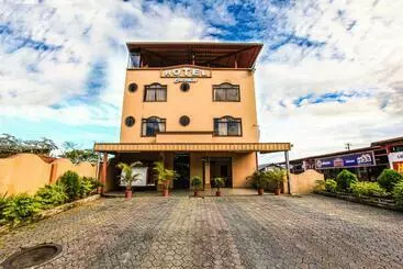 Hotelli Colonial