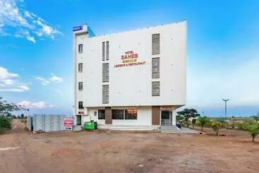 ホテル Saheb
