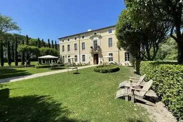 پانسیون Chateau Talaud