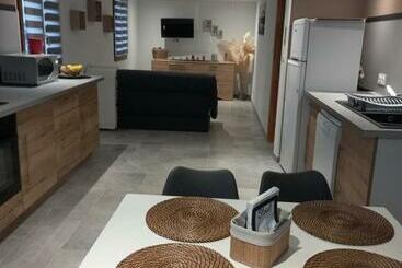 פנסיון Gîte La Fontaine Du Marais