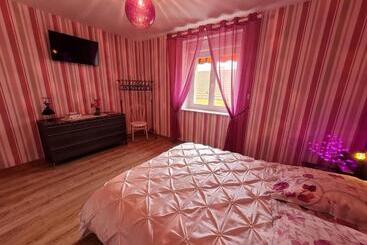 פנסיון Charmante Chambres D Hôtes Au Cœur Des Côtes De Toul, Proche Parc Lorraine & A31   Fr 1 584 189