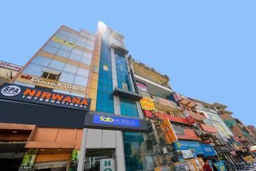 ホテル Cladis Sector 15 Noida