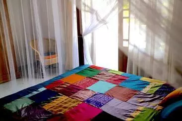 Bed & Breakfast Mango Tree House