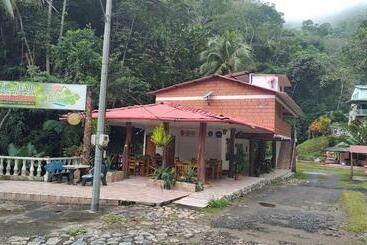 ホテル Taboga Rio Claro