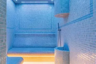 Apartament Holiday 8/25