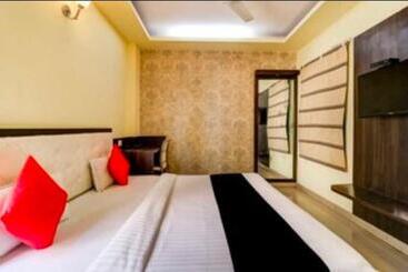 酒店 Collection O 806877 Baba S House Sigra