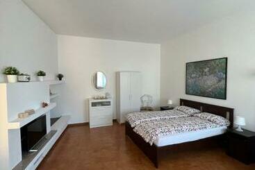 펜션 Accogliente Camera Con Bagno Privato