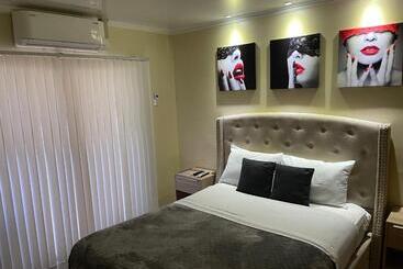 پانسیون Arupar Apartment