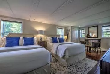 Auberge Sous L Edredon B&b