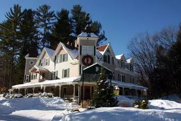 ベッドアンドブレックファースト The Bernerhof Inn