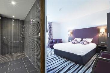 בית מלון כפרי Kyriad Saint Quentin En Yvelines  Montigny