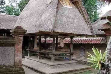 ホテル Puri Taman Sari