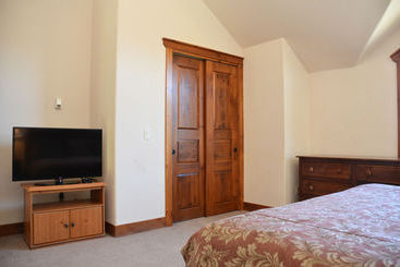 酒店 Saddlewood By Ski Village Resorts