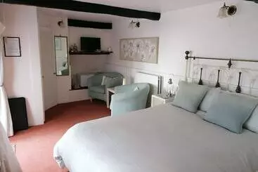 펜션 Steps Farmhouse B&b