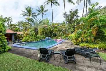 Pink Flamingo Resort