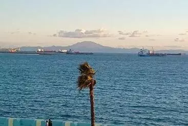 Majatalo Gibraltar Views Guest House