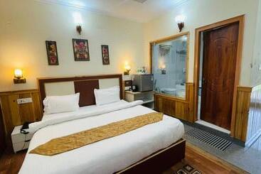 Hotel The Clarks Resort