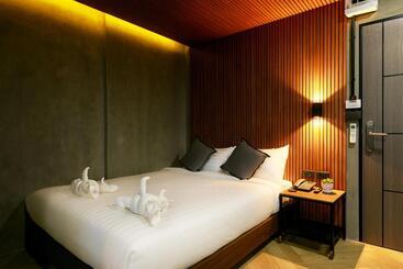 Hotel เดอะซิกเนเจอร์ นคร โฮเทล