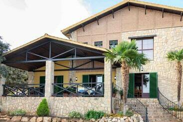 Cortijo Alquería De Pera