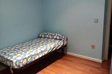 Panzió Habitación Privada En Casa Particular