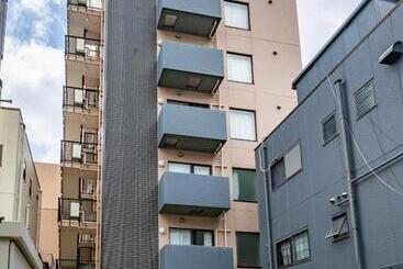 Vandrarhem Wako Tokyo Tree View