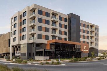 Hotel Mantra Tonsley Adelaide