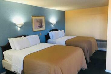 Travelors Lodge Motel & Rv Park Us 287&us 96