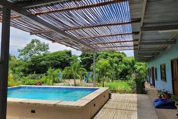 Hostel The Inn At Punta Mala