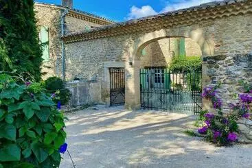 ベッドアンドブレックファースト Mastignac Chambre D Hôte