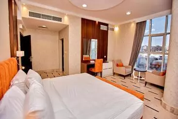 Huoneistohotelli Horizon Hotel Suites