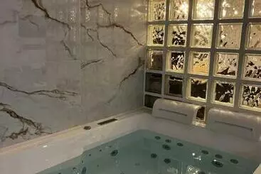 Hotelli Bulle Evasion