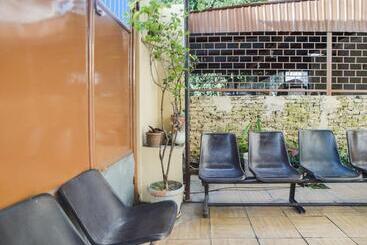 Hotel Spot On 91977 Kost Ketapang Syariah