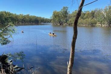 Bed and Breakfast Tocumwal Chocolate School