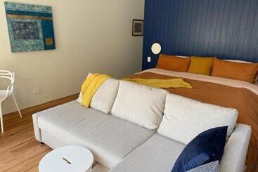 住宿加早餐  Tocumwal Chocolate School