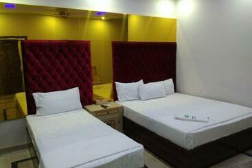 Dove Inn Hotel, Johar Town, Nearest Shoukat Khanum Hospital Lhr