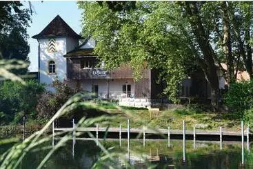 Hotell Auberge De La Sauge