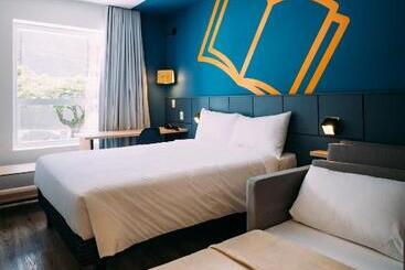 Отель Ibis Styles Poços De Caldas