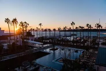 Hotelli Malibu