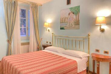 بنسيون Fantastic Garden Firenze Nord