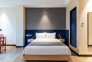 Lanou Hotel Heyuan Dongyuan Jianji University