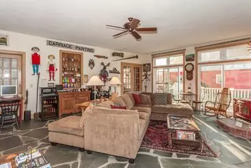 Aamiaismajoitus (B&B) Inn At Buck Hollow Farm