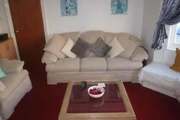 تختخواب و صبحانه The Bronte